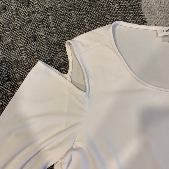Calvin Klein Cold Shoulder Long Sleeve - Picture 3 of 4